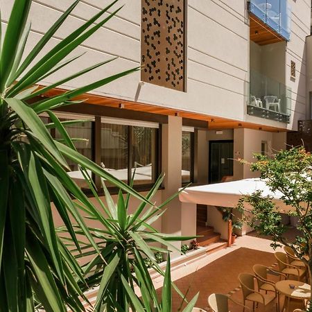 Hotel Cavalli Каттолика Экстерьер фото